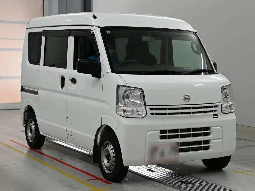Nissan NV100 Clipper  с аукциона в Японии