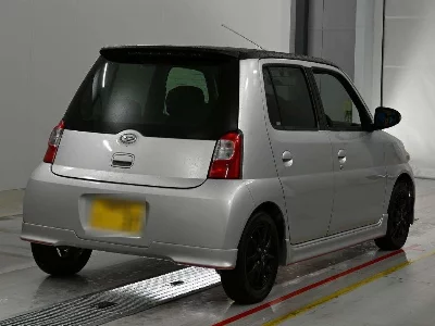 Daihatsu Esse