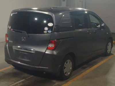Honda Freed Spike