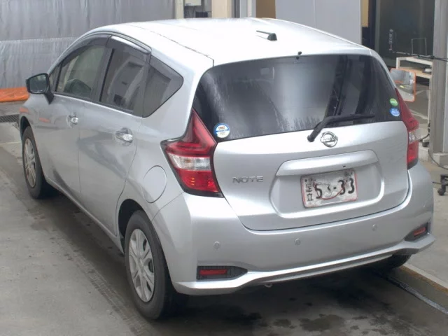 Nissan Note  с аукциона в Японии