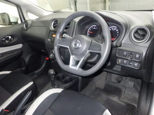 Nissan Note  с аукциона в Японии