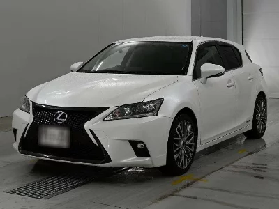 Lexus CT200h