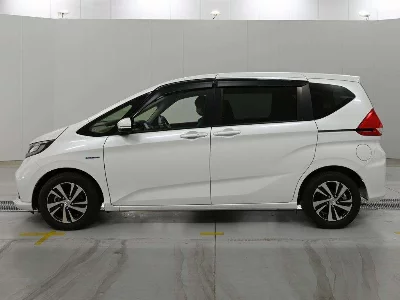 HONDA FREED HYBRID