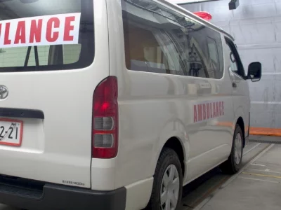 TOYOTA HIACE VAN