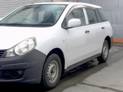 NISSAN AD VAN
