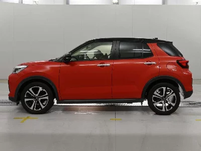 DAIHATSU ROCKY