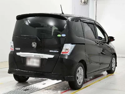 HONDA FREED HYBRID