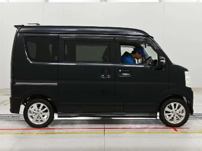 NISSAN NV100 CLIPPER RIO