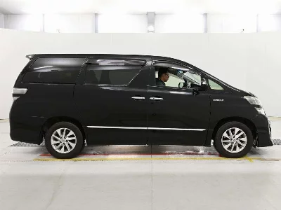 TOYOTA VELLFIRE HYBRID
