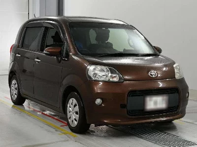 TOYOTA PORTE