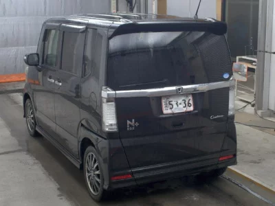 HONDA N BOX +