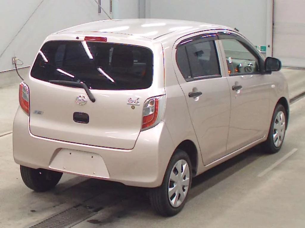 Daihatsu Mira e:S  с аукциона в Японии