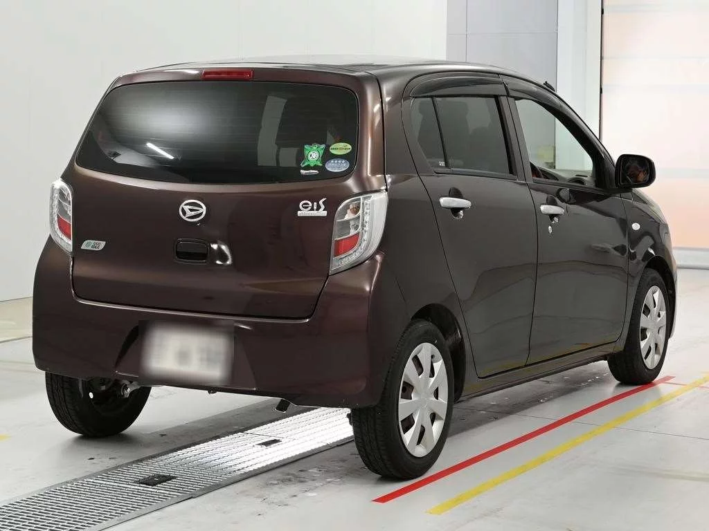 Daihatsu Mira e:S  с аукциона в Японии