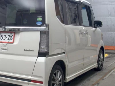 HONDA N BOX +