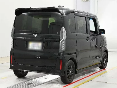 Honda N BOX CUSTOM