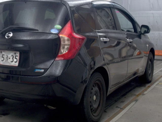Nissan Note  с аукциона в Японии