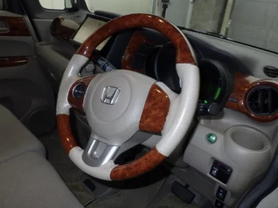 HONDA N BOX +