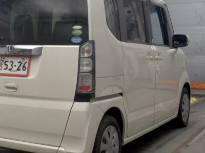 HONDA N BOX +