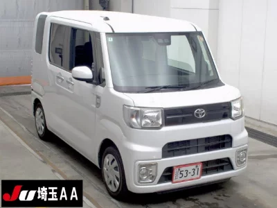 TOYOTA PIXIS MEGA