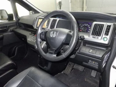 Honda STEPWGN SPADA