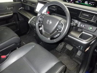 HONDA STEPWGN SPADA