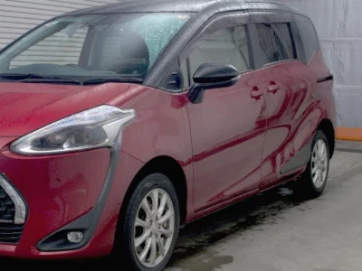 Toyota Sienta
