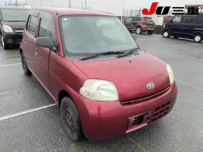 Daihatsu Esse