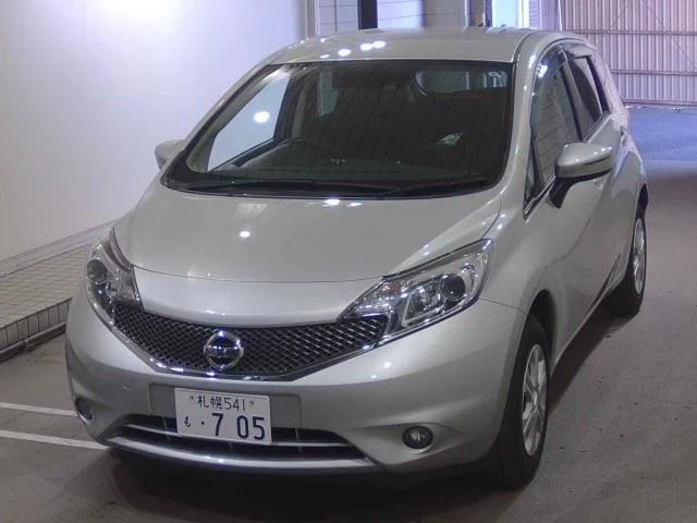 Nissan Note  с аукциона в Японии