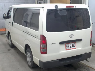 Toyota HiAce Van