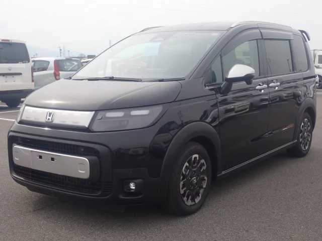 Honda Freed  с аукциона в Японии