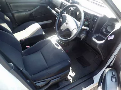 Toyota SUCCEED VAN