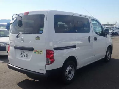 Nissan NV200 VANETTE VAN