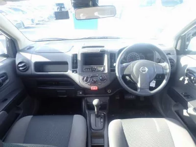Nissan AD