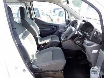 Nissan NV200 VANETTE VAN
