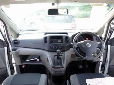 Nissan NV200 VANETTE VAN