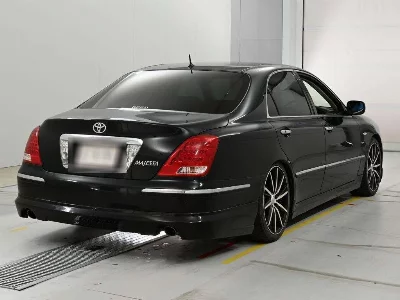 Toyota CROWN MAJESTA
