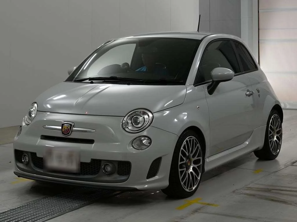 Fiat ABARTH  595C  с аукциона в Японии