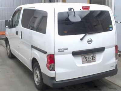 Nissan NV200 VANETTE VAN