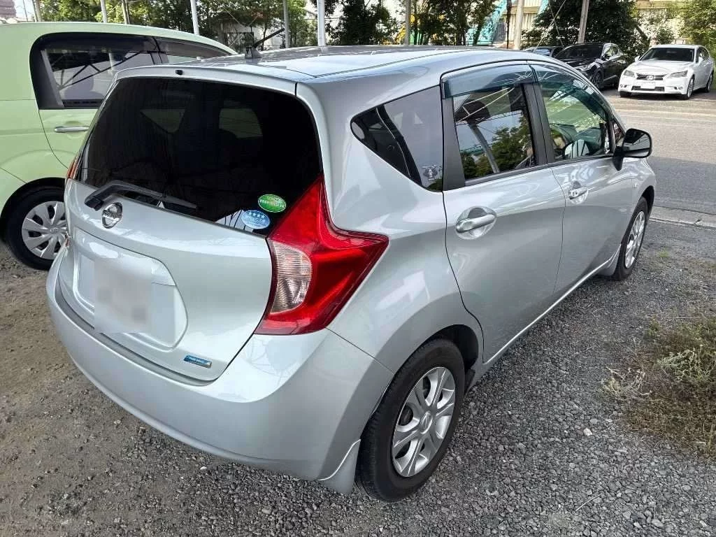 Nissan Note  с аукциона в Японии