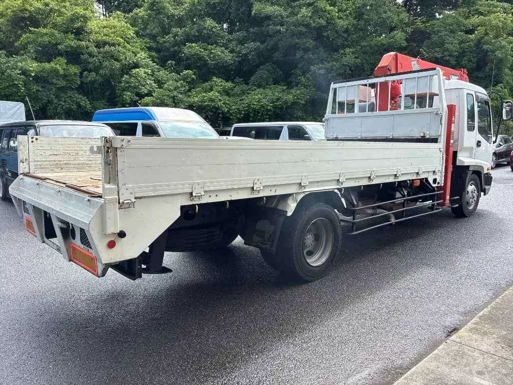 Isuzu Forward  с аукциона в Японии