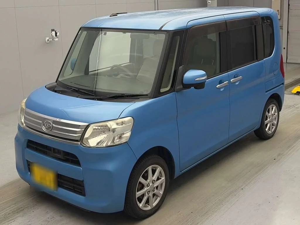 Daihatsu Tanto  с аукциона в Японии
