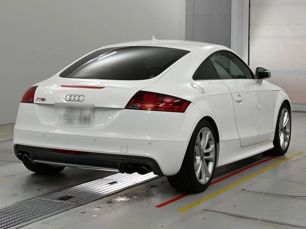 Audi TTS Coupe  с аукциона в Японии