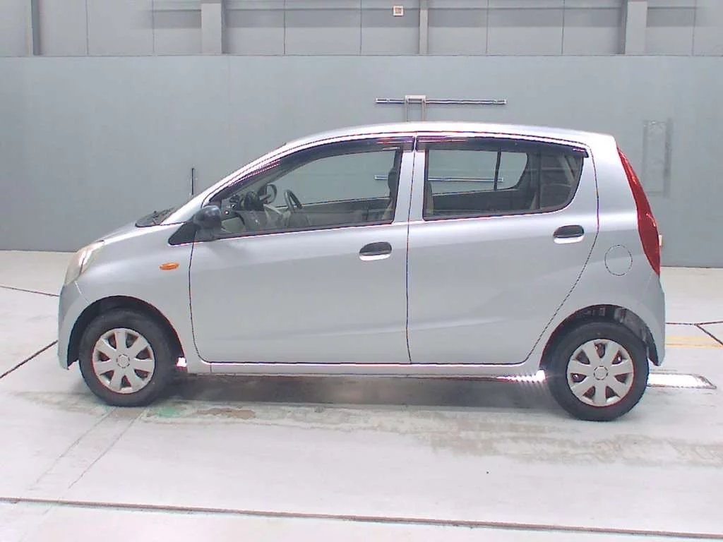 Daihatsu Mira  с аукциона в Японии