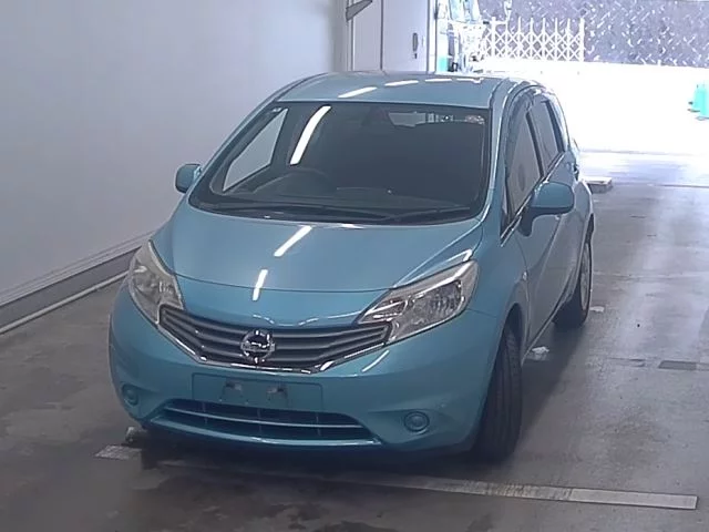 Nissan Note  с аукциона в Японии