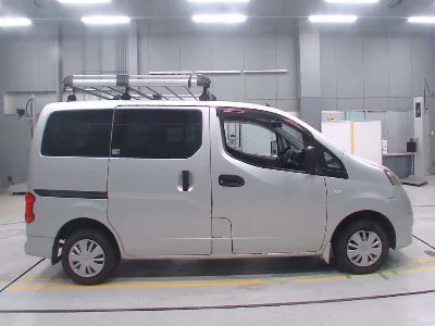 Nissan NV200 VANETTE VAN