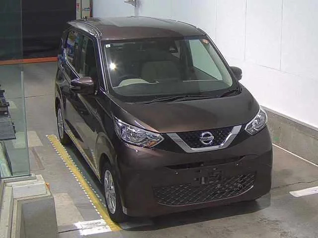 Nissan Dayz  с аукциона в Японии