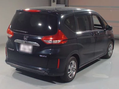 HONDA FREED + HYBRID