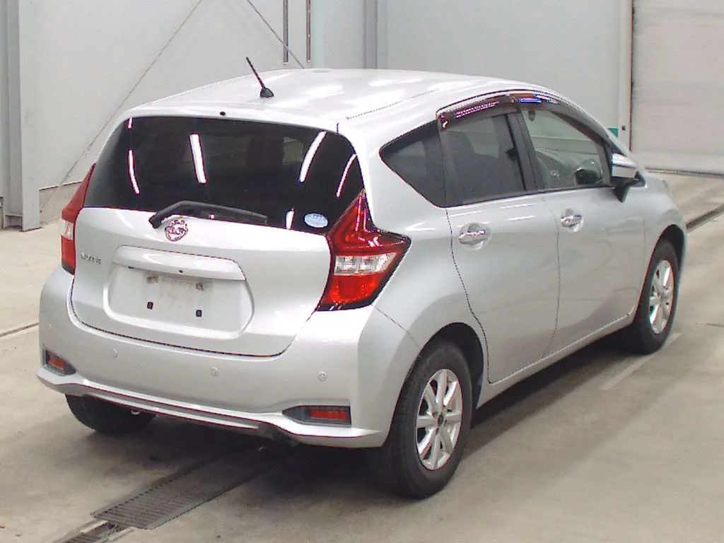 Nissan Note  с аукциона в Японии