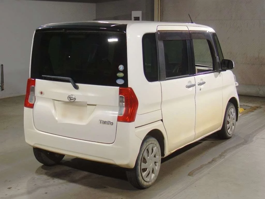 Daihatsu Tanto  с аукциона в Японии