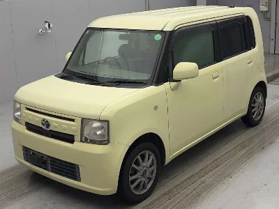 Toyota Pixis Space